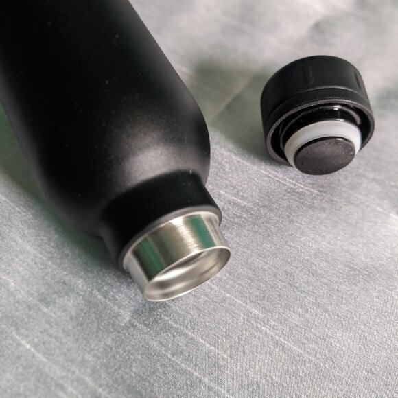 Stainless steel bottle. Black. New. Keeps drinks hot or cold. - Picture 8 of 8